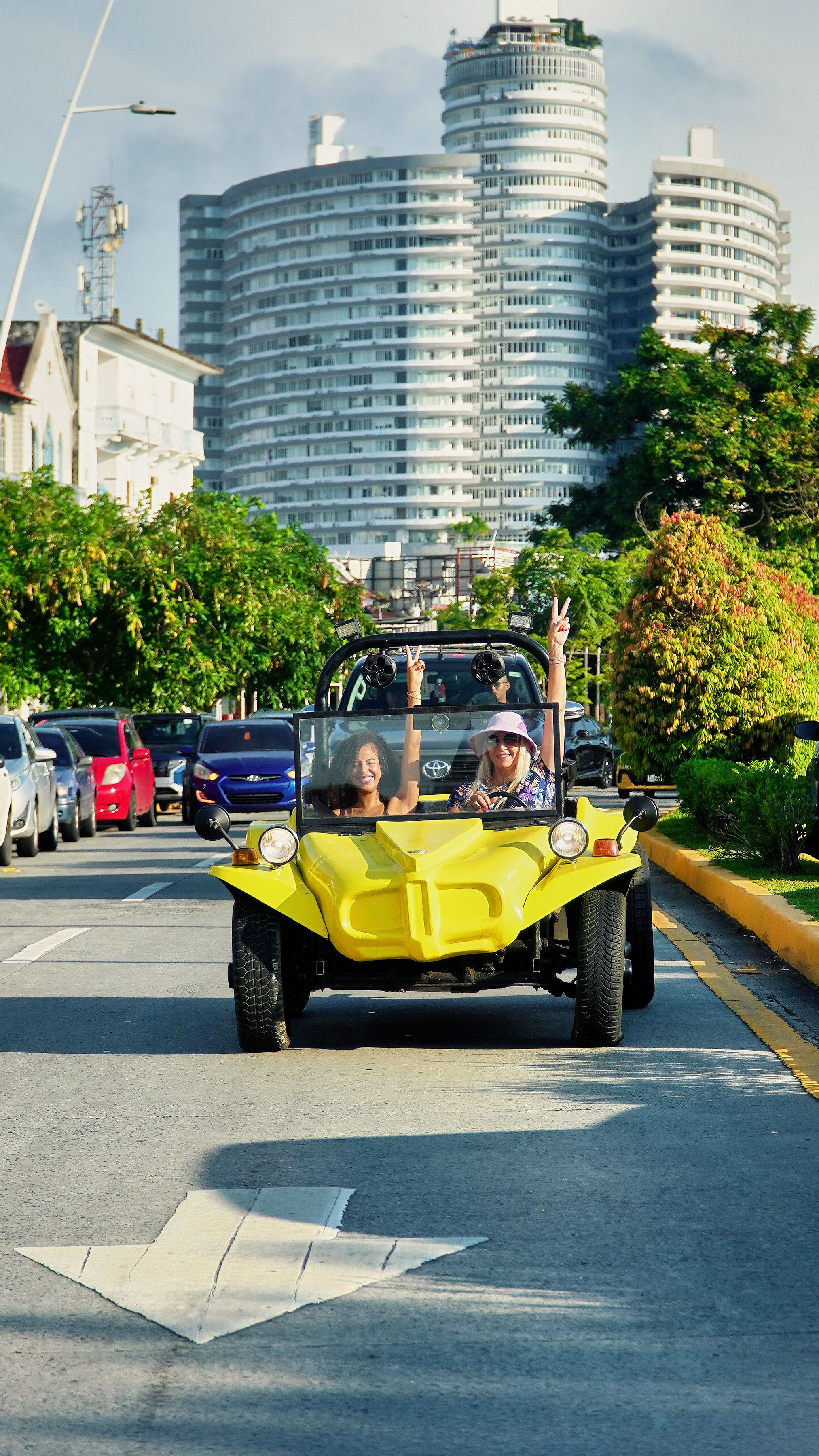 VW Safari tour in Panama City with Tomi Tours